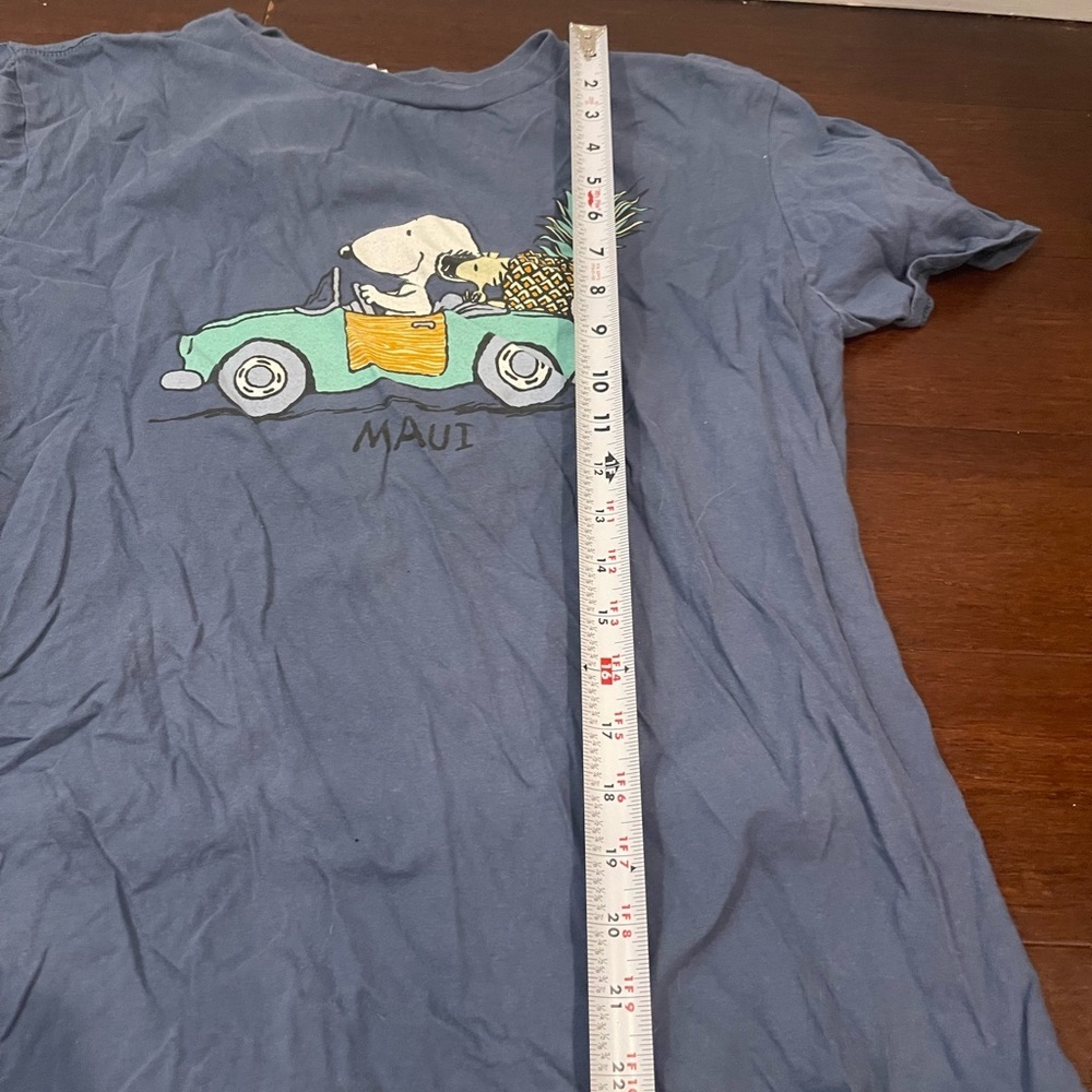 guc Anvil snoopy hawaii Blue Graphic Tee large
